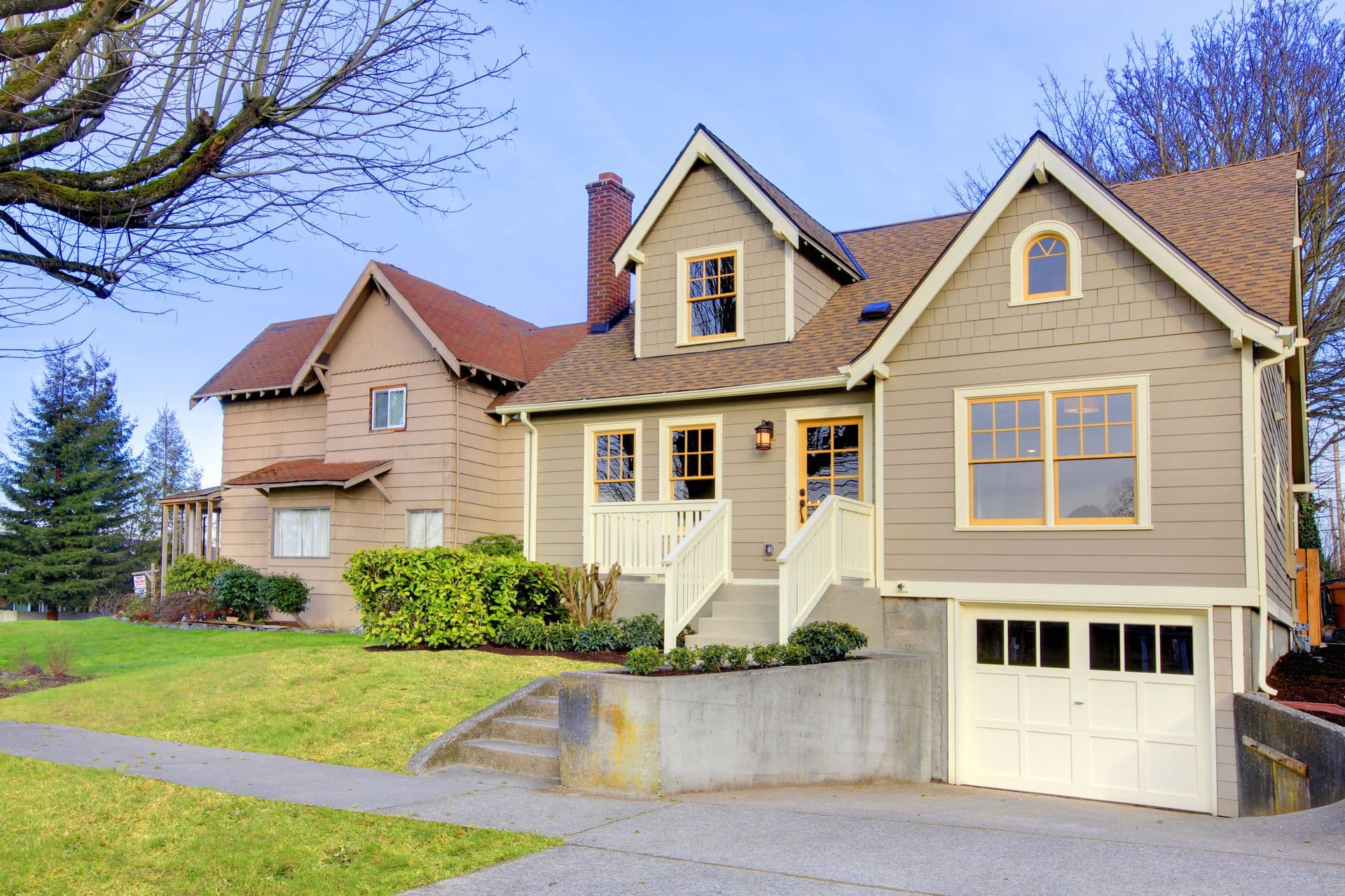 bigstock-Cute-Craftsman-Style-Home-With-13712591 (1).jpg