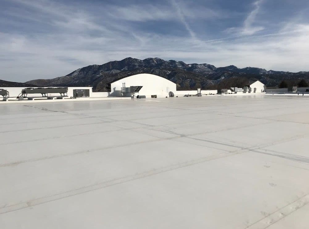 commercial-roofing-company-1.jpg