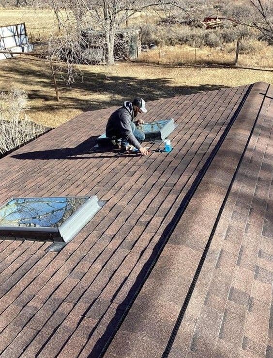 residential-roofing-company-1.jpg