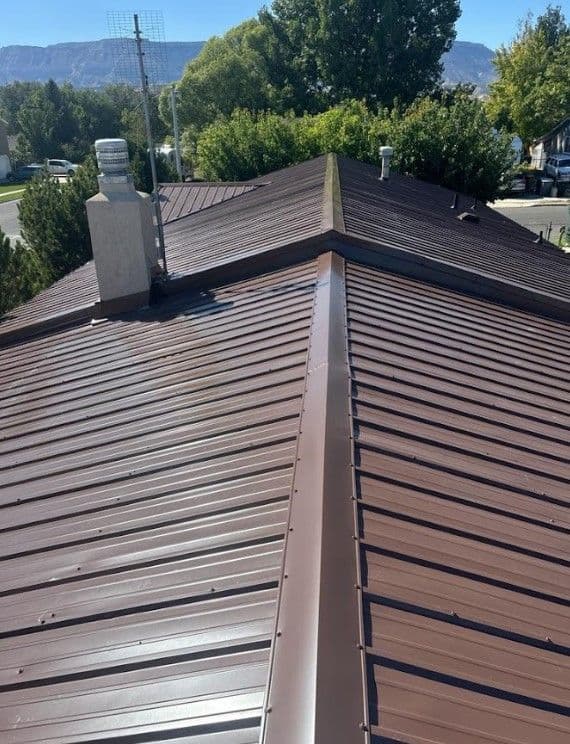 residential-roofing-company-1.jpg