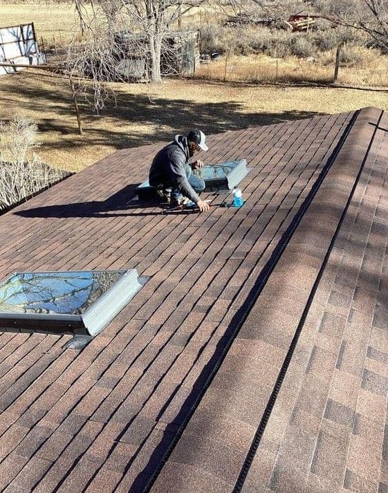 residential-roofing-service-1.jpg